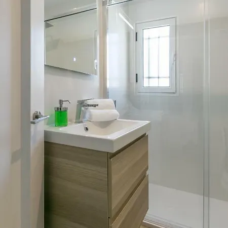 Atico En El Arenal. Real De La Carreteria Appartement Sevilla Buitenkant foto